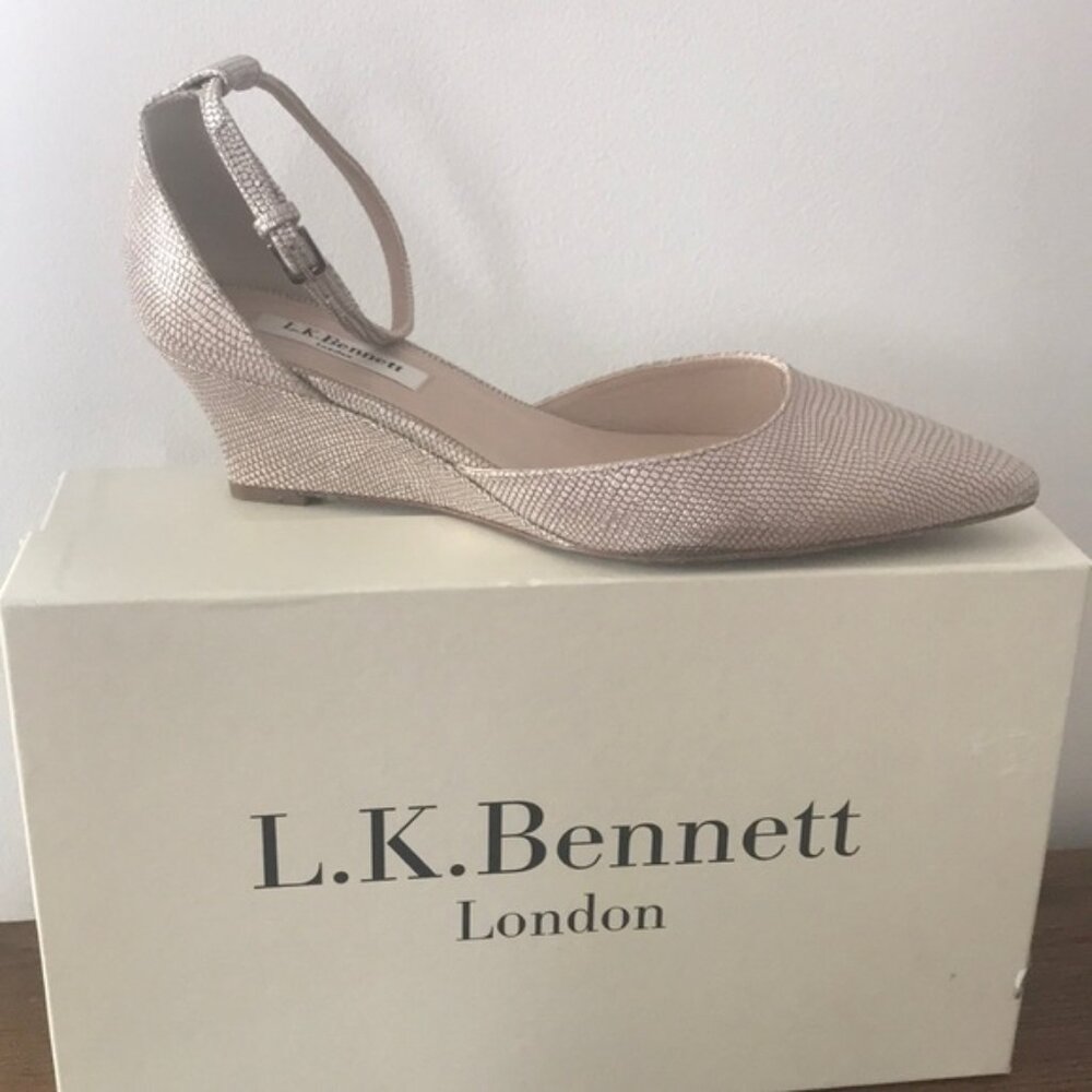 LK Bennett Silver Metallic Alex Ankle Strap Wedge Pumps Size 38 EU 8 US